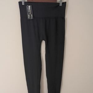 Sofra Women's Black High-Waisted Leggings